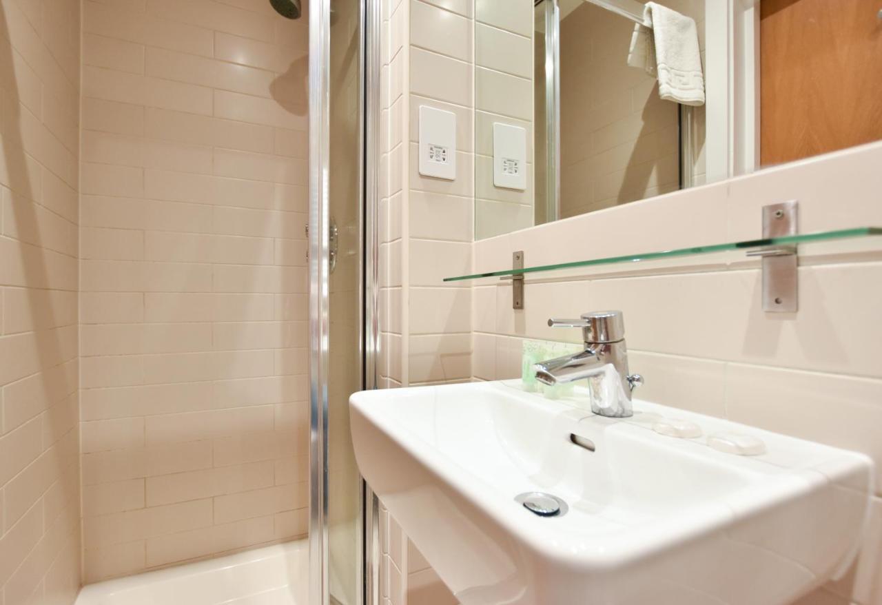 St James House Serviced Apartments By Concept Apartments London Eksteriør billede