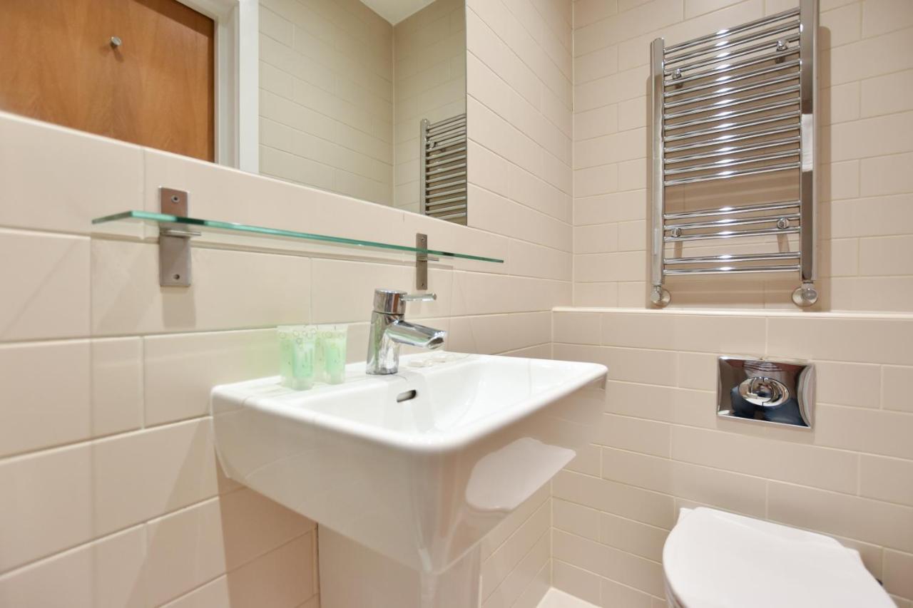 St James House Serviced Apartments By Concept Apartments London Eksteriør billede